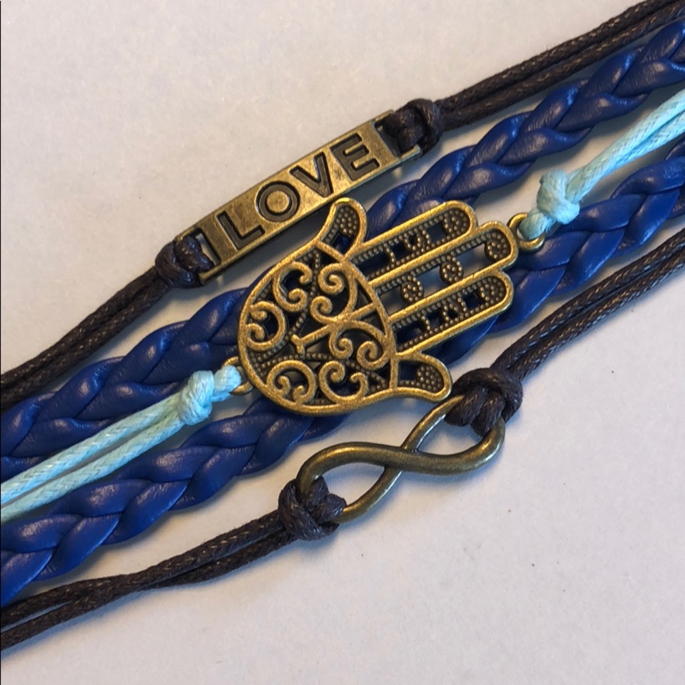 LOVE Infinity Bracelet - New